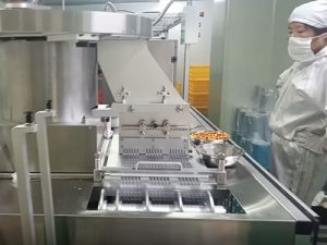 Máy ép vỉ ALU-PVC-ALU trong dược phẩm