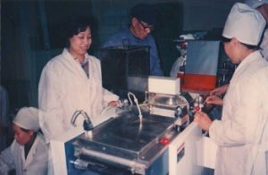 Khách hàng mua Máy ép vỉ của Jornen