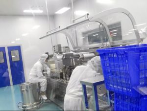 Máy ép vỉ và đóng hộp tại dược phẩm